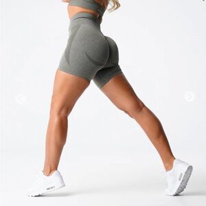 NVGTN Women's khaki green biker Shorts